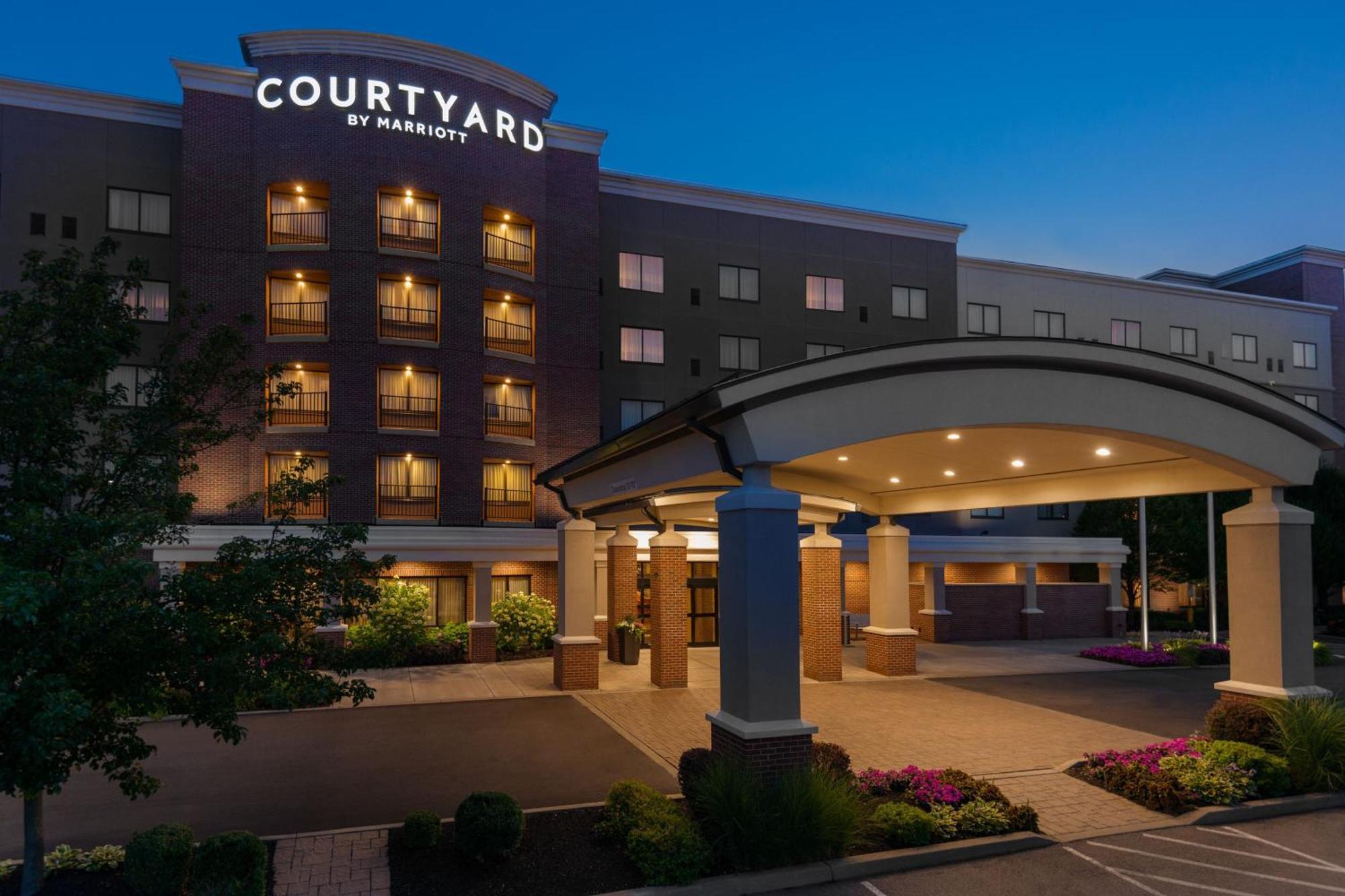 Courtyard By Marriott Buffalo Airport Чіктоваґа Екстер'єр фото