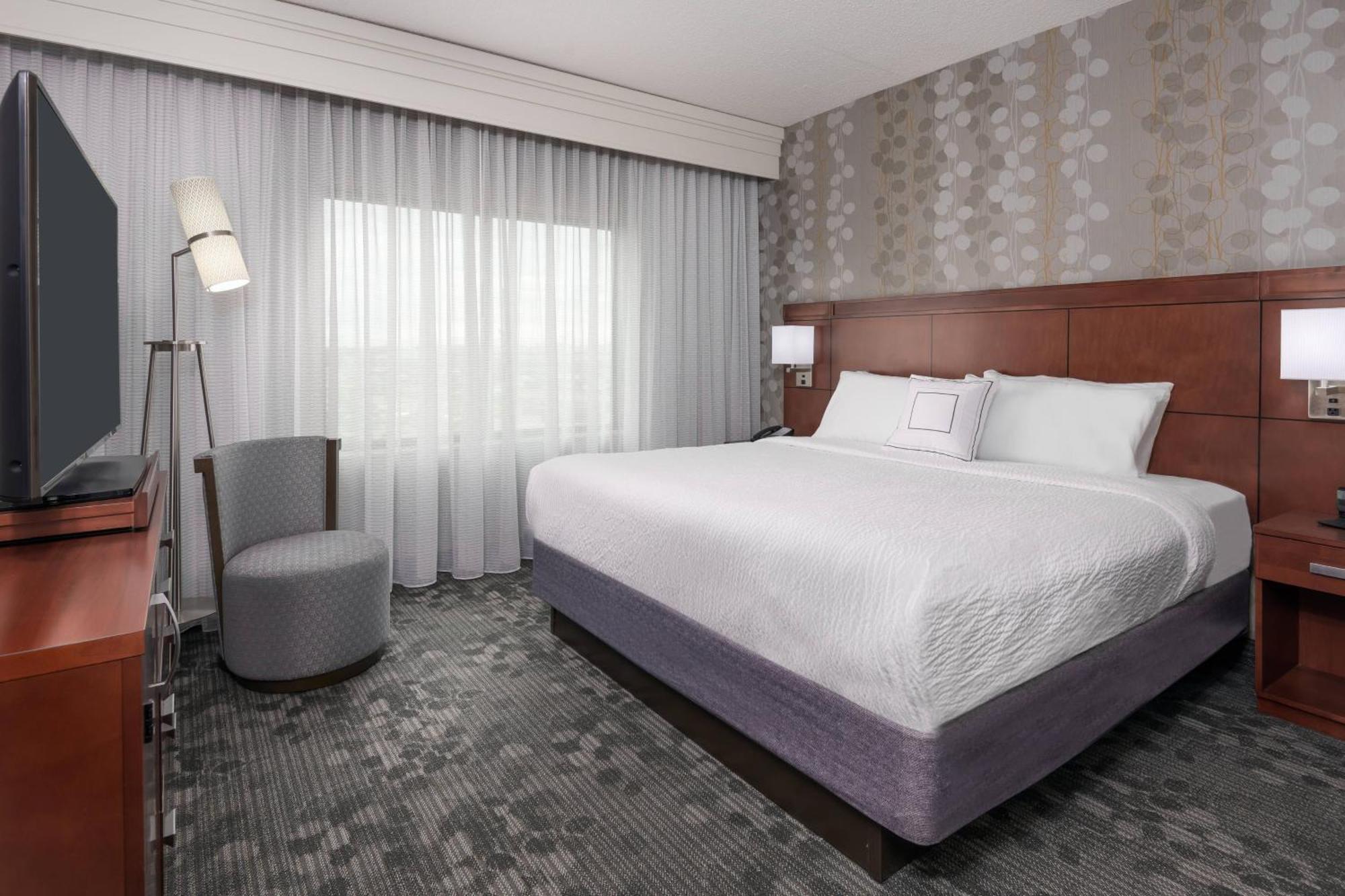 Courtyard By Marriott Buffalo Airport Чіктоваґа Екстер'єр фото