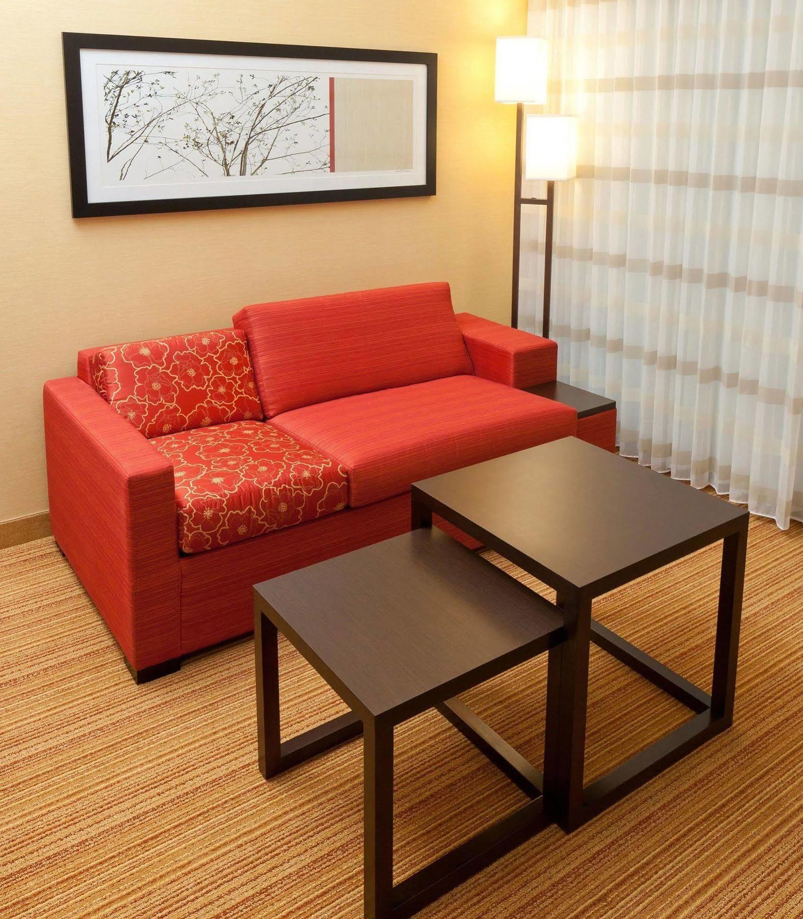 Courtyard By Marriott Buffalo Airport Чіктоваґа Екстер'єр фото