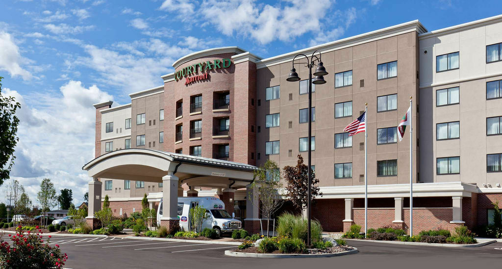 Courtyard By Marriott Buffalo Airport Чіктоваґа Екстер'єр фото